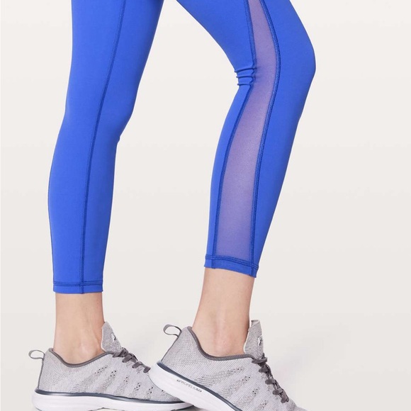 SOLD!!! Lululemon Train Times 7/8 Pant 25 - Picture 3 of 9